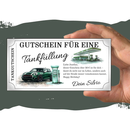 Tankgutschein für eine Tankfüllung mit MINI Cooper Motiv, ideal für MINI-Fans und als Geburtstagsgeschenk.